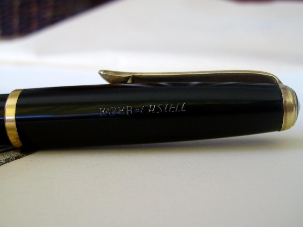 Faber Castell 663 scritta cap.JPG