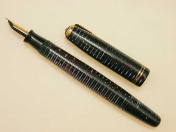 Vacumatic.c2.jpg