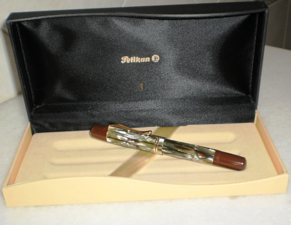 pelikan m101002.JPG